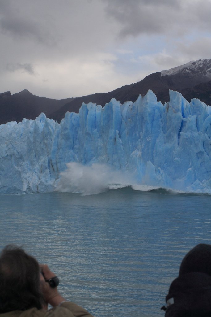 15-Collapsing glacier (2).jpg - Collapsing glacier 2